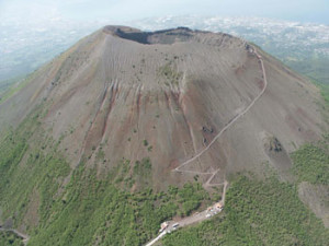 eruzione-del-vesuvio-350x_vivimedia