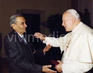 pasquale-marinelli-+-papa-giovanni-paolo-vivimedia
