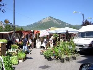 mercato-cava-de'-tirreni-vivimedia