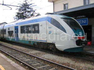 treno-minuetto-cava-de'-tirreni-vivimedia