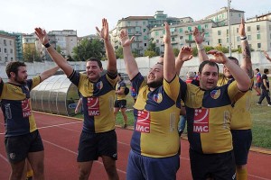 rugby-arechi-esultanza-vivimedia