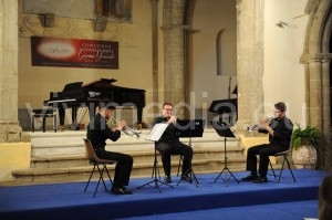 manuel-ferrigno-michele-settembre-e-angelo-landi-V-serata-musica-da-camera-1-giugno-2014-vivimedia